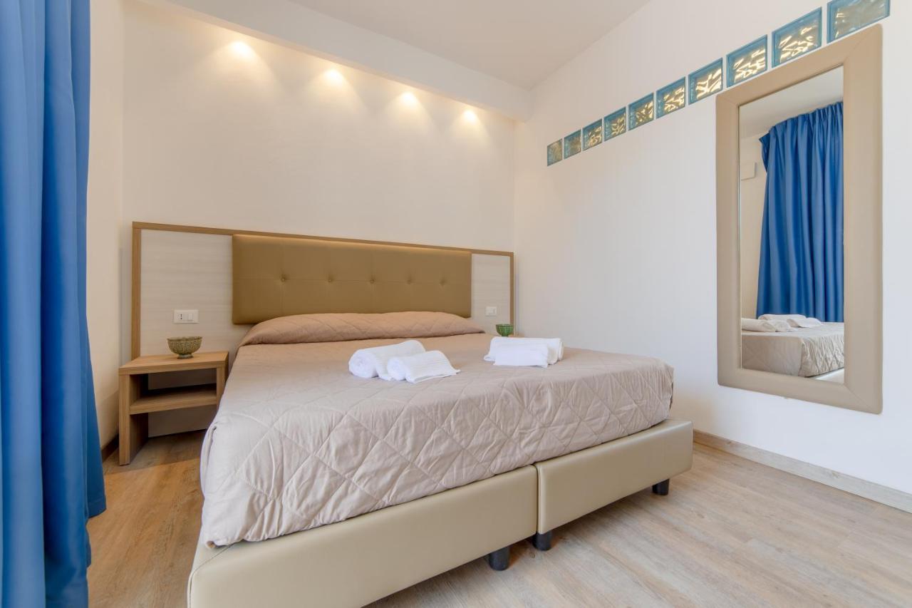 Villaggio Poseidone Beach Resort - Hotel Торре-Сан-Джованні-Удженто Екстер'єр фото